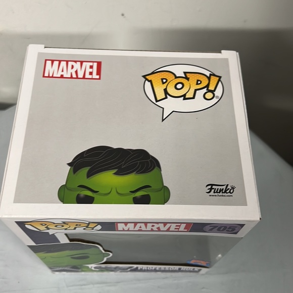 Pop! Marvel Super Heroes: Professor Hulk 6-Inch Deluxe Vinyl Figure#705 - Picture 9 of 10